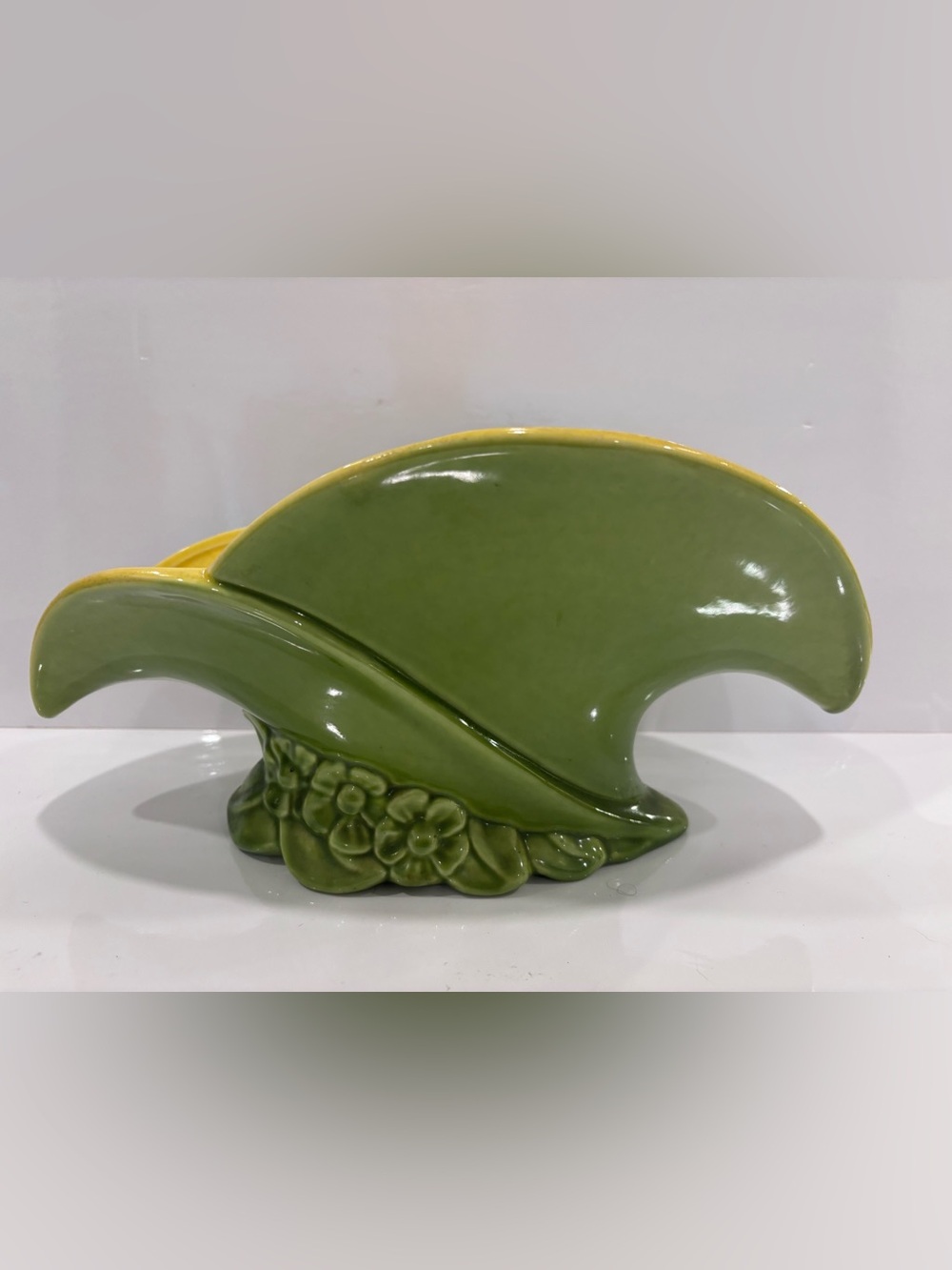 Vintage Royal Haeger USA #4710 Green & Yellow Art Pottery Console Bowl Planter